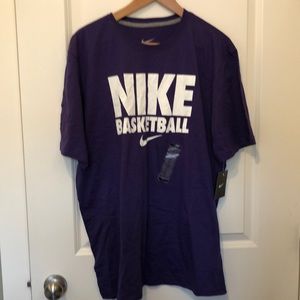 NWT Nike Basketball 🏀 Men’s XL T-shirt
